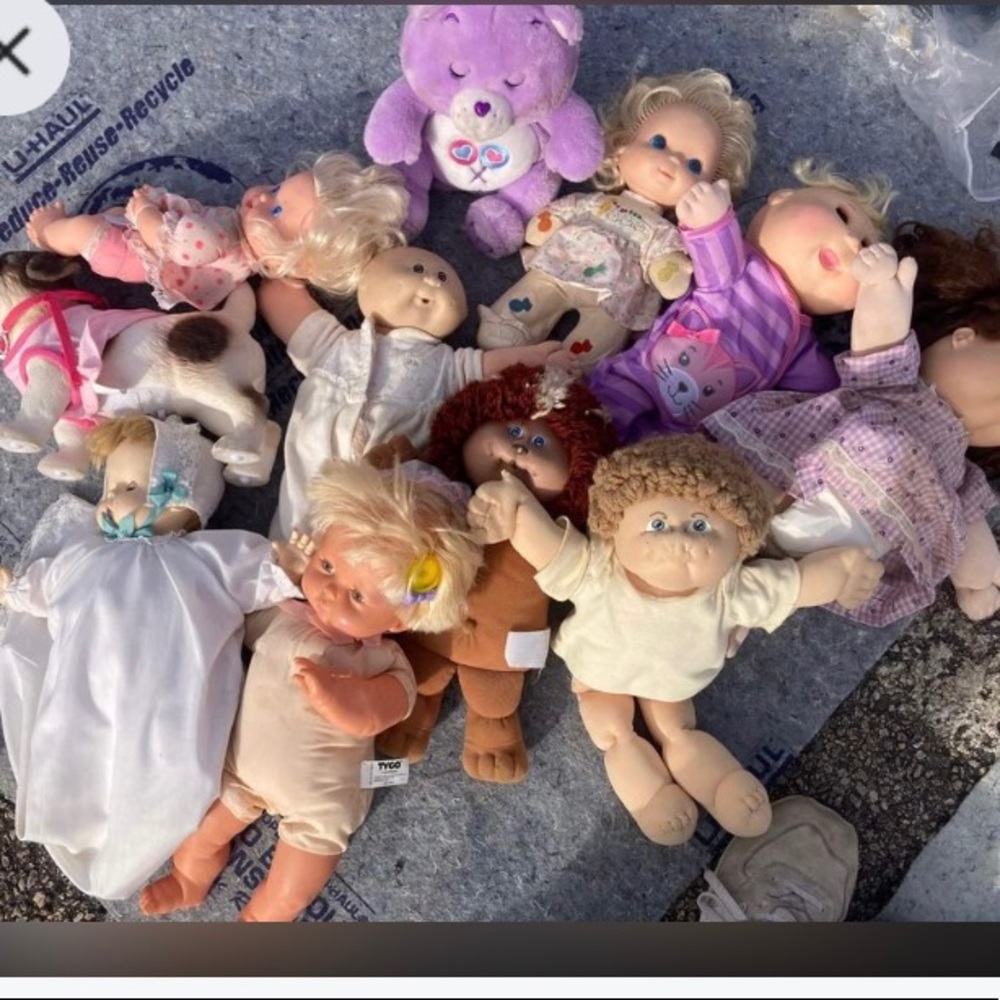 Doll lot